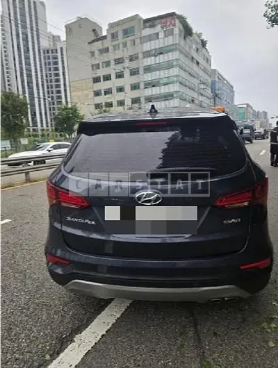 Photo 1 of 8: 2015 Hyundai Santa Fe DM — Korean insurance auction