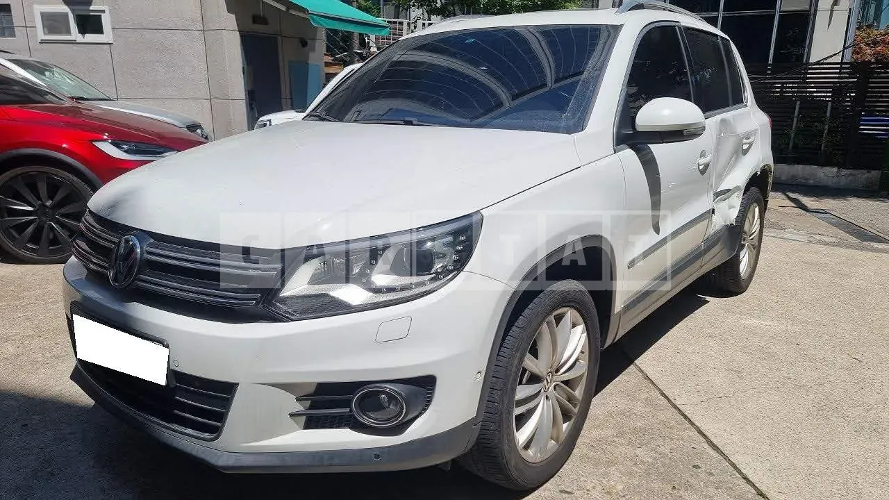 Photo 2 of 9: 2015 Volkswagen Tiguan 2.0 TDI BMT, VIN WVGZZZ5NZGW037126 — Korean insurance auction