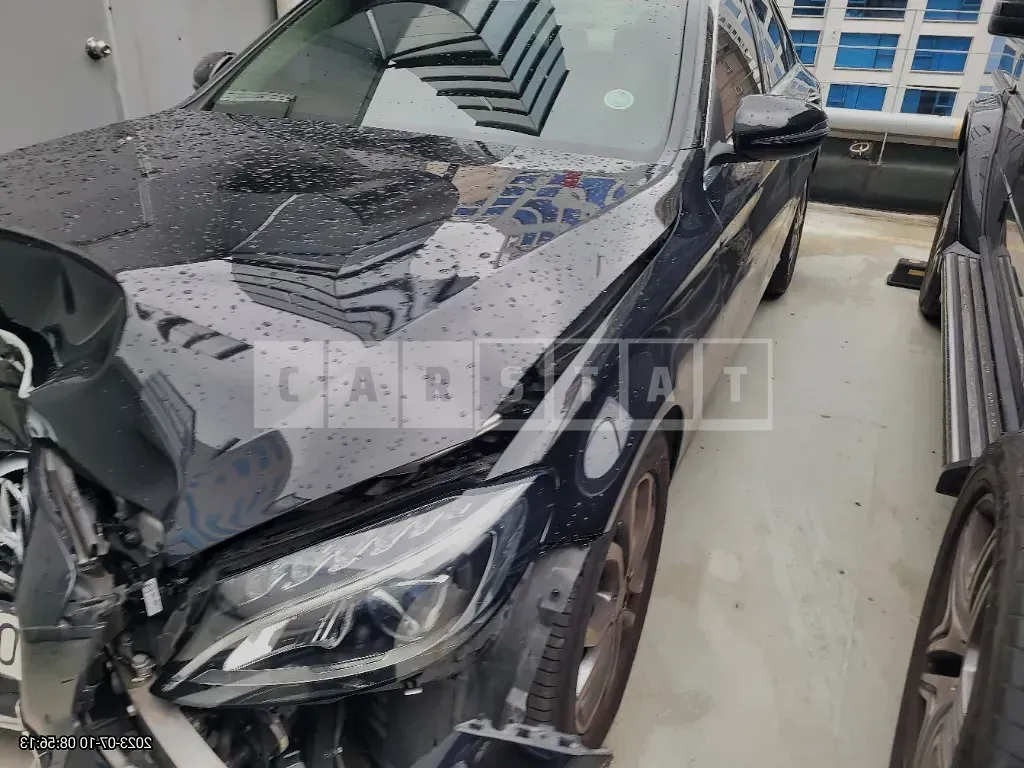 Photo 2 of 9: 2017 Mercedes-Benz C200, VIN WDDWF4CB4HF407900 — Korean insurance auction