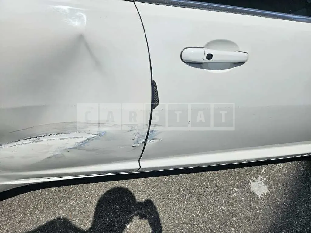 Photo 2 of 22: 2015 Jaguar XF 2.2d, VIN SAJAA06J2FDU58773 — Korean insurance auction