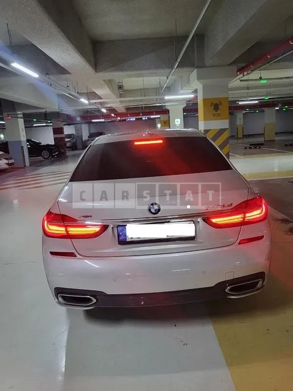 Photo 2 of 9: 2017 BMW 730Ld xDrive, VIN WBA7G6107HG680099 — Korean insurance auction