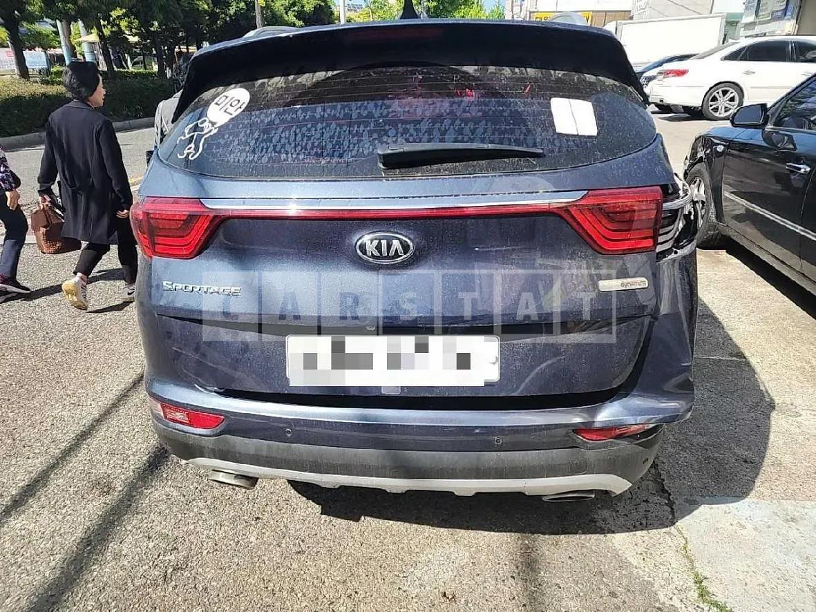 Photo 2 of 16: 2015 Kia Sportage — Korean insurance auction
