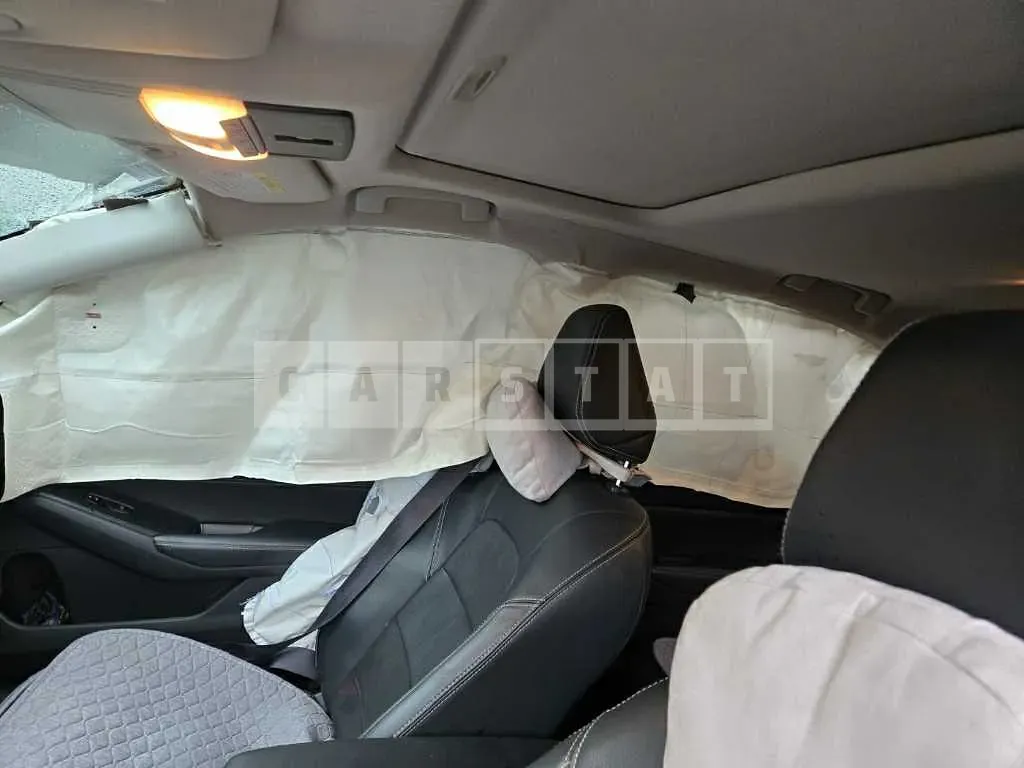 Photo 2 of 20: 2019 Nissan Altima 2.5 — Korean insurance auction