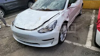 Photo 1 of 50: 2020 Tesla Model 3 Long Range, VIN 5YJ3E1EB0LF725098 — Korean insurance auction