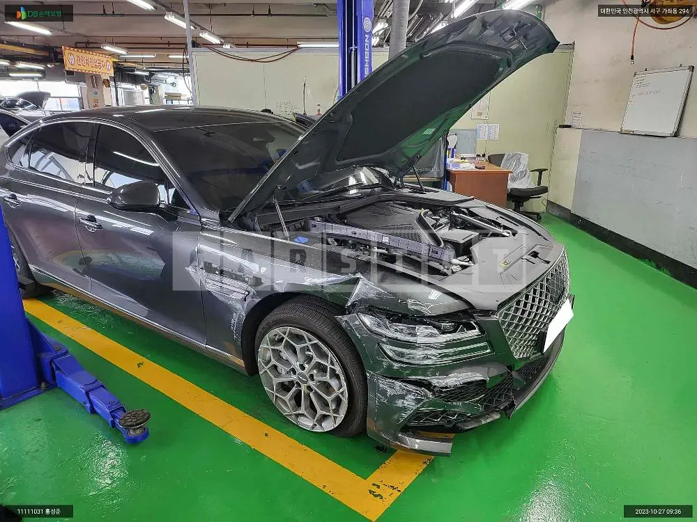 Photo 2 of 10: 2023 Genesis G80, VIN KMTGB41CBRU203327 — Korean insurance auction
