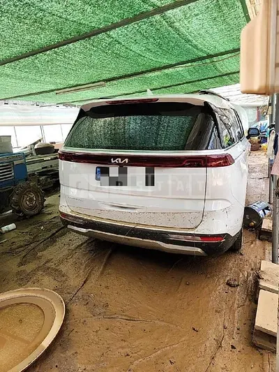 Photo 1 of 15: 2023 Kia Carnivals — Korean insurance auction