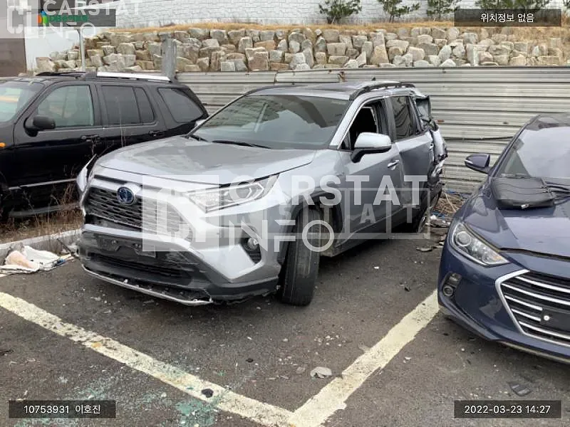 Photo 2 of 11: 2019 Toyota Lab 4 Hybrid AWD, VIN JTMDWRFV9LD044986 — Korean insurance auction