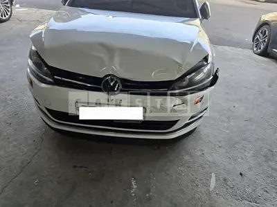 Photo 1 of 12: 2015 Volkswagen Golf 2.0 TDI BMT — Korean insurance auction
