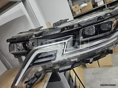 Photo 1 of 2: 2020 Kia (parts) Carnival Lights, VIN KNANB81BBMS038080 — Korean insurance auction