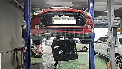 Photo 1 of 12: 2018 MINI Cooper Five-Door — Korean insurance auction