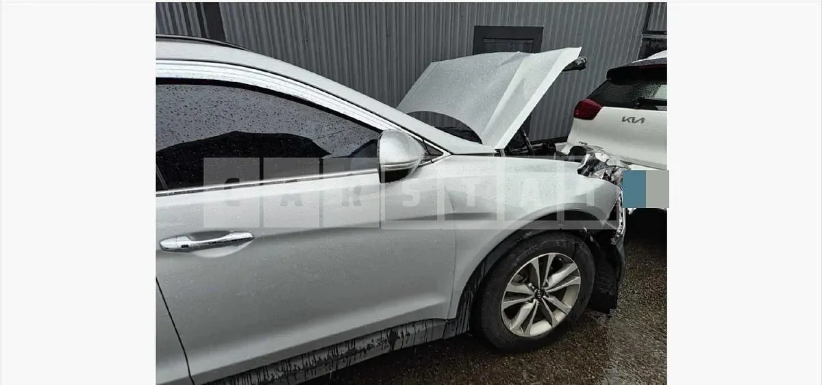 Photo 2 of 13: 2015 Hyundai Santa Fe DM 4WD — Korean insurance auction
