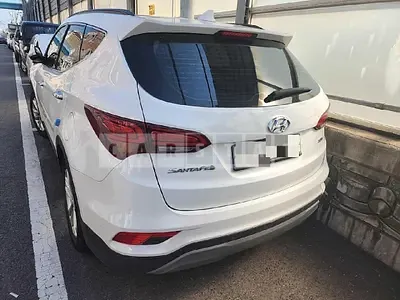 Photo 1 of 18: 2018 Hyundai Santa Fe 2.0 — Korean insurance auction