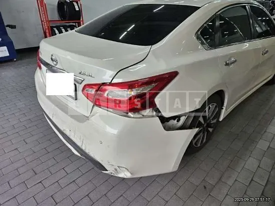 Photo 2 of 12: 2017 Nissan Altima 2.5 — Korean insurance auction
