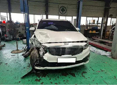 Photo 1 of 50: 2016 Kia Carnival — Korean insurance auction