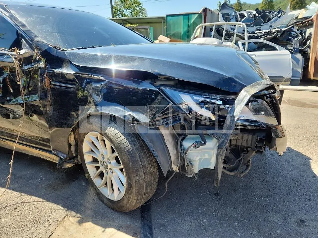 Photo 2 of 12: 2015 Kia K5, VIN KNAGN418BFA618223 — Korean insurance auction