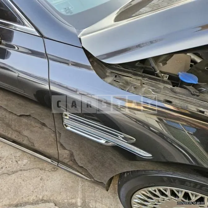 Photo 2 of 10: 2019 Genesis G90 — Korean insurance auction