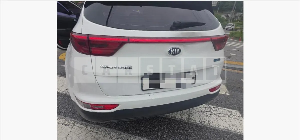 Photo 2 of 5: 2016 Kia Sportage 1.7 — Korean insurance auction