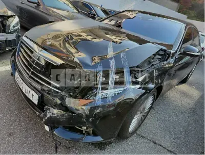 Photo 1 of 9: 2017 Mercedes-Benz S350d 4Matic L, VIN WDDUG3DB9HA336221 — Korean insurance auction