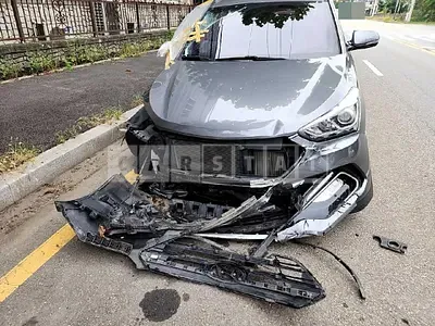 Photo 1 of 18: 2015 Hyundai Santa Fe DM, VIN KMHSW81UBGU584695 — Korean insurance auction