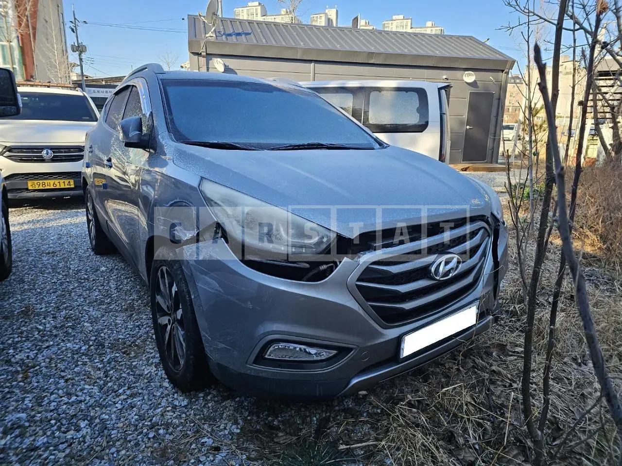 Photo 2 of 11: 2015 Hyundai Tucson, VIN KMHJT81VDFU082169 — Korean insurance auction