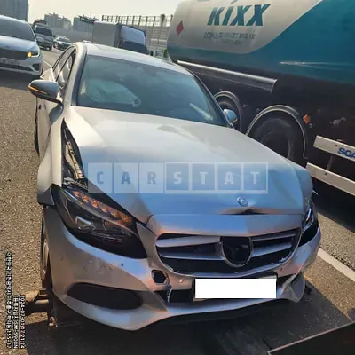Photo 1 of 9: 2017 Mercedes-Benz C 200d — Korean insurance auction