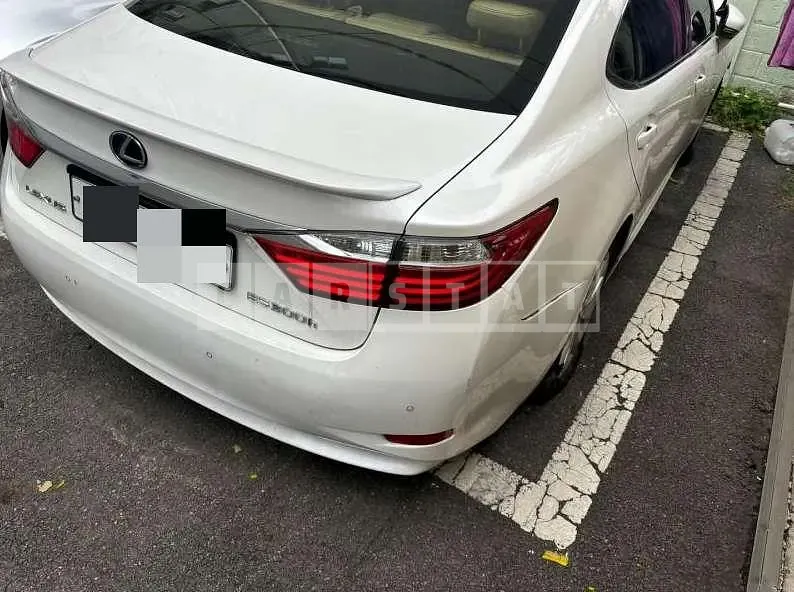 Photo 2 of 11: 2014 Lexus ES300h — Korean insurance auction