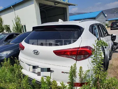 Photo 1 of 20: 2015 Hyundai Tucson 2.0 — Korean insurance auction