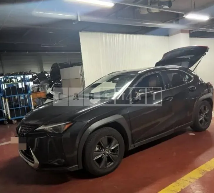 Photo 2 of 8: 2022 Lexus UX250h 2WD — Korean insurance auction
