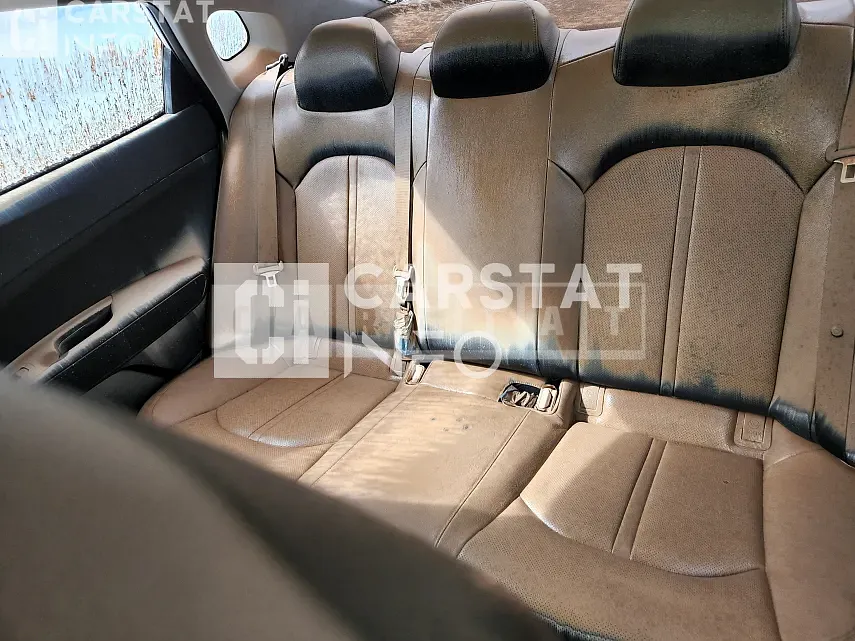 Photo 2 of 7: 2018 Kia K5, VIN KNAGS416BJA230890 — Korean insurance auction