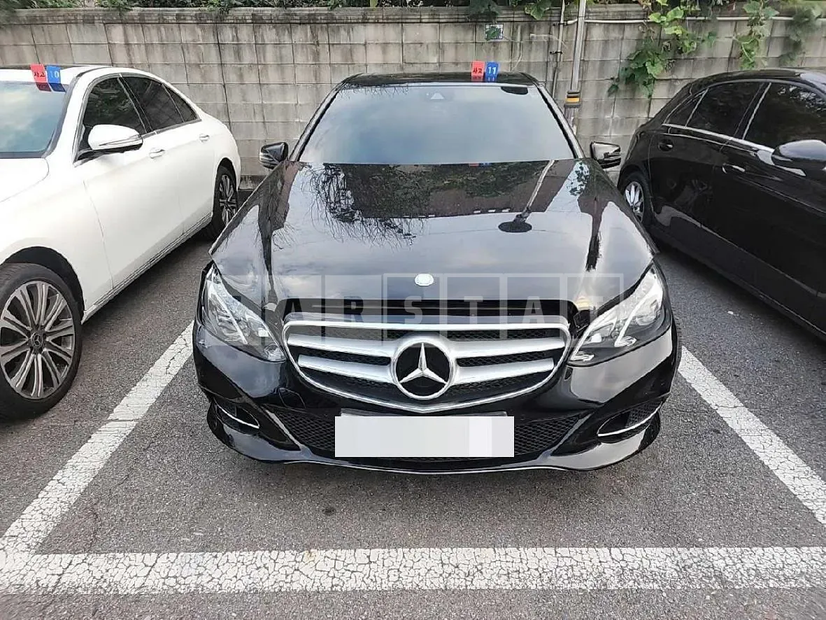 Photo 2 of 48: 2015 Mercedes-Benz E220 BlueTec, VIN WDDHF0AB8GB215518 — Korean insurance auction