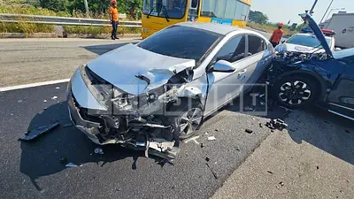 Photo 1 of 13: 2018 Hyundai Modern Ionic — Korean insurance auction