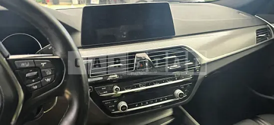 Photo 2 of 15: 2017 BMW 530i — Korean insurance auction