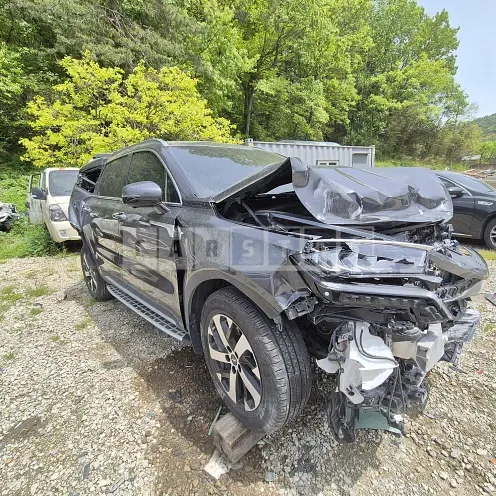 Photo 2 of 4: 2023 Kia Sorento — Korean insurance auction
