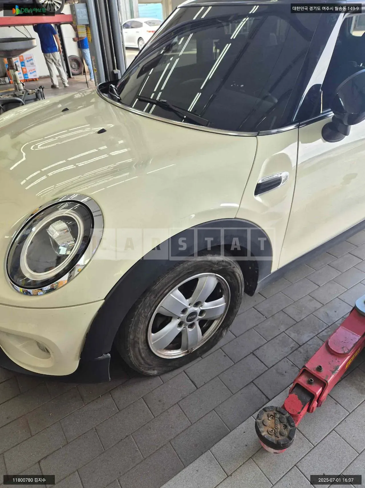 Photo 2 of 21: 2021 MINI Cooper, VIN WMWXR7102M2N83867 — Korean insurance auction