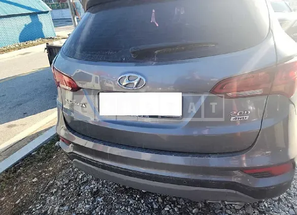 Photo 2 of 21: 2018 Hyundai Santa Fe, VIN KMHSW81UDJU801031 — Korean insurance auction