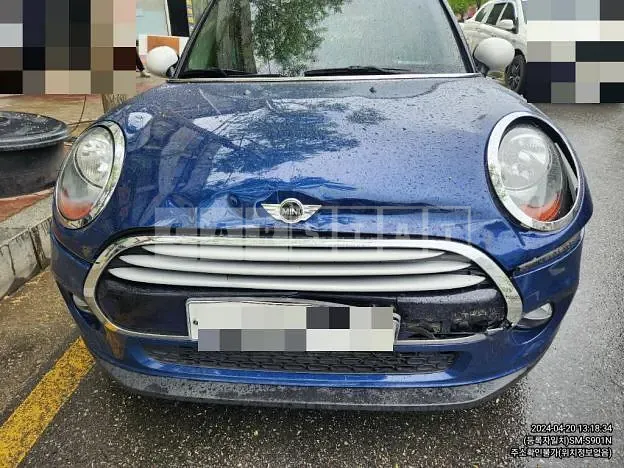 Photo 2 of 4: 2015 MINI Cooper — Korean insurance auction