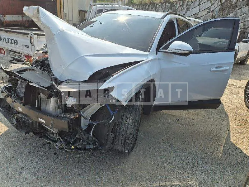 Photo 2 of 15: 2024 Hyundai Tucson, VIN KMHJE81BGRU393930 — Korean insurance auction