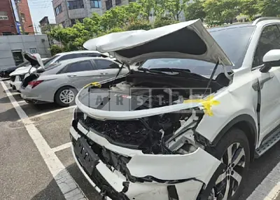 Photo 1 of 13: 2021 Kia Sorento — Korean insurance auction