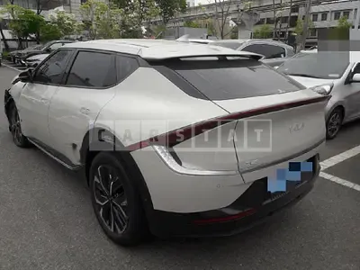 Photo 1 of 37: 2022 Kia EV6 Long Range Earth — Korean insurance auction