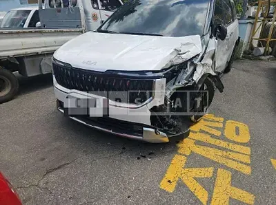 Photo 1 of 5: 2024 Kia Carnival Hybrid — Korean insurance auction