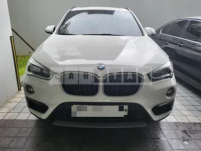 Photo 1 of 33: 2018 BMW X1 xDrive18d Entry, VIN WBAJH7106J3G06794 — Korean insurance auction