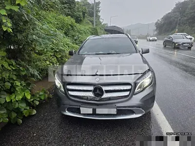 Photo 1 of 14: 2015 Mercedes-Benz GLA200 CDI 4Matic — Korean insurance auction