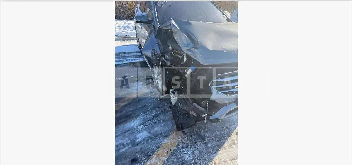 Photo 2 of 7: 2016 Hyundai Santa Fe DM — Korean insurance auction
