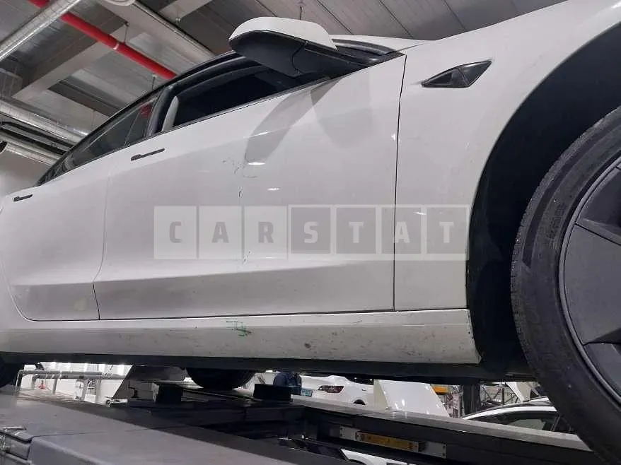 Photo 2 of 18: 2022 Tesla Model 3 Long Range — Korean insurance auction