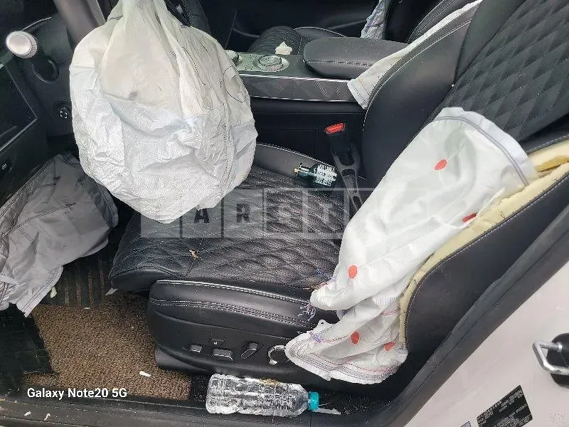 Photo 2 of 64: 2022 Genesis GV70 AWD — Korean insurance auction