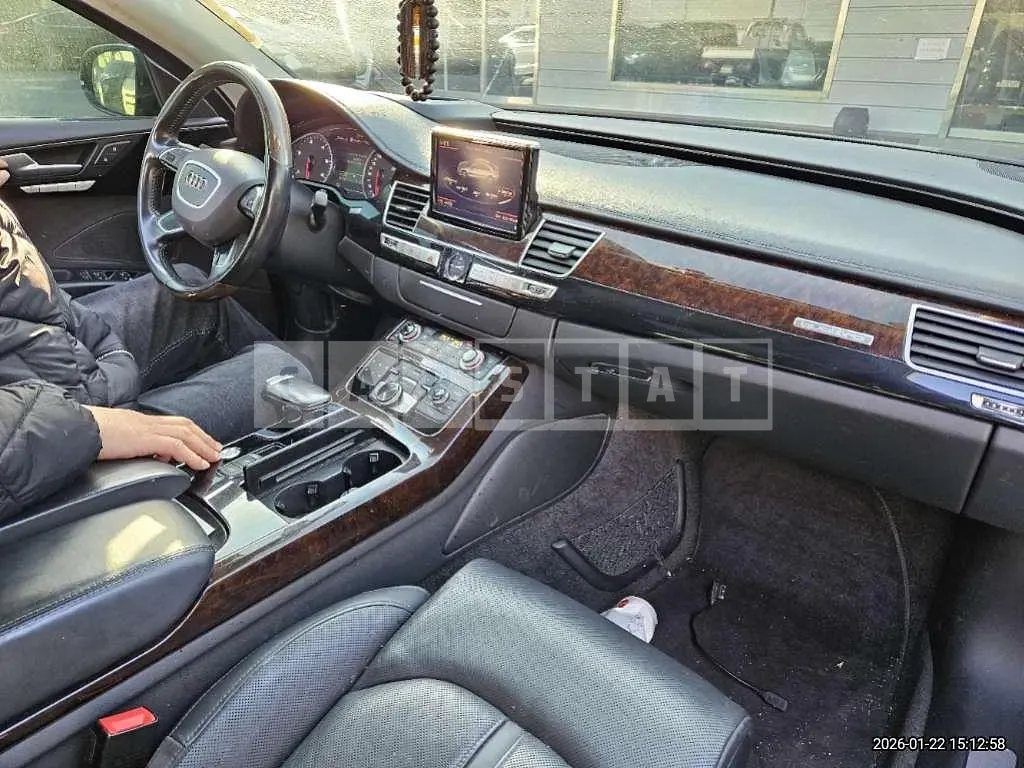 Photo 2 of 13: 2015 Audi A8L 50 TDI quattro — Korean insurance auction