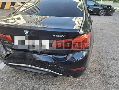 Photo 1 of 4: 2020 BMW 520i Luxury — Korean insurance auction
