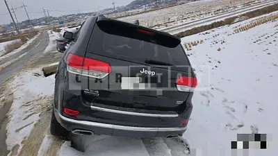 Photo 1 of 33: 2017 Jeep Grand Cherokee 3.0 Diesel Summit — Korean insurance auction