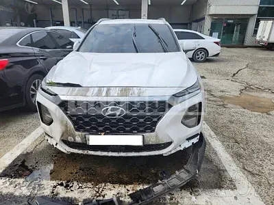 Photo 1 of 11: 2020 Hyundai Santa Fe, VIN KMHS381BBLU223337 — Korean insurance auction