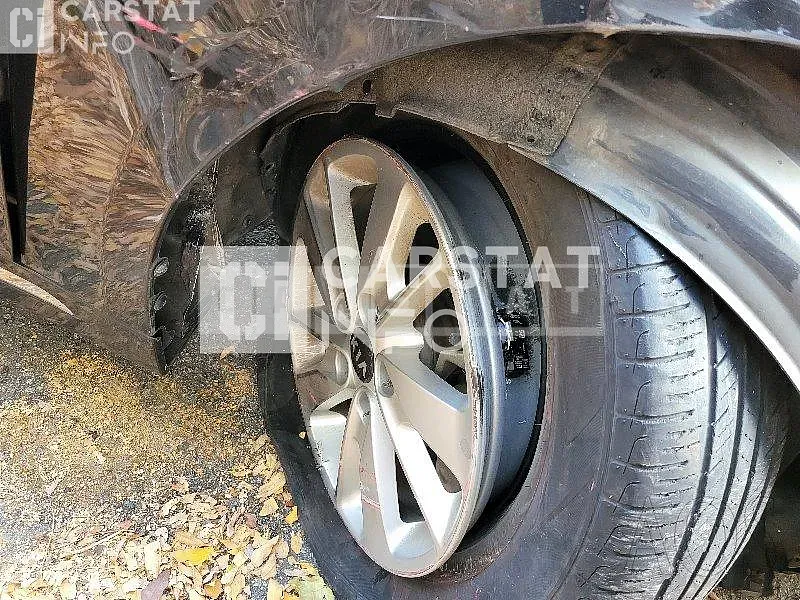 Photo 2 of 25: 2015 Kia K5 1.7 (Diesel) — Korean insurance auction